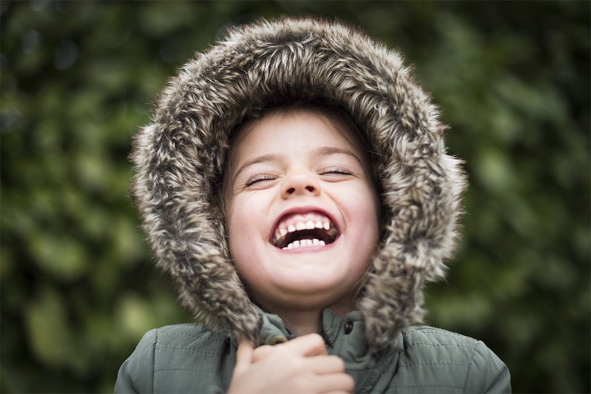 causas manchas en dientes de leche en niños